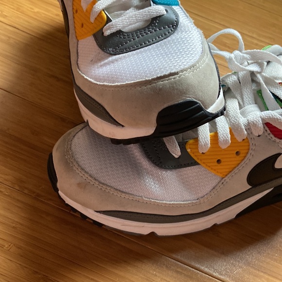 Nike Air Max 90 Peace Love Swoosh - Picture 13 of 16